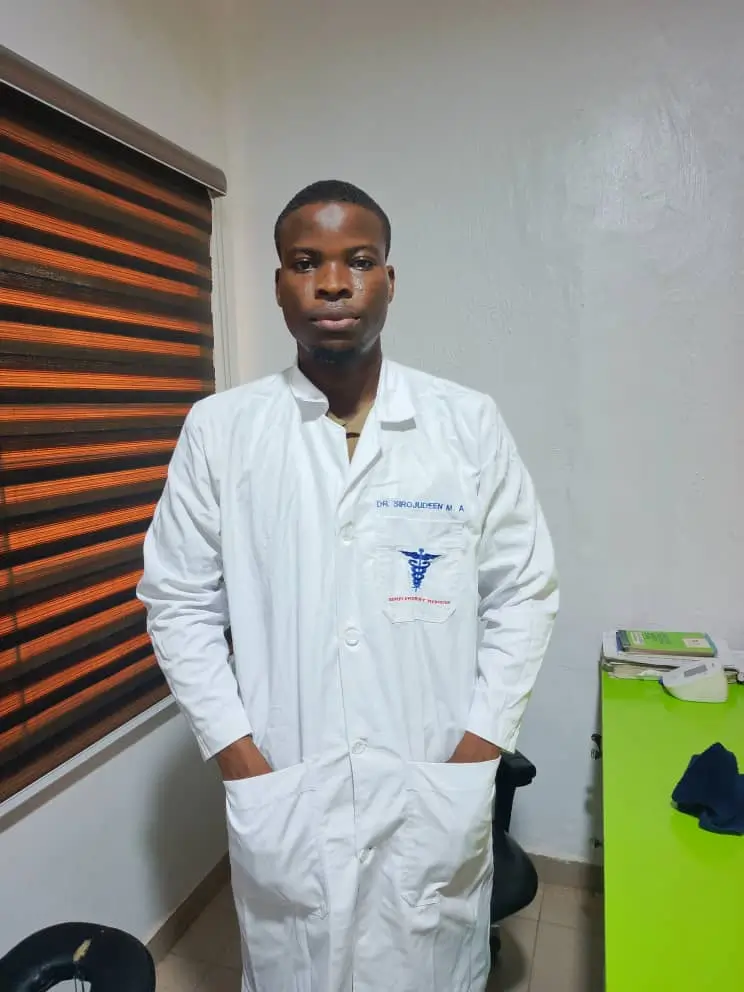 Dr Mustopha